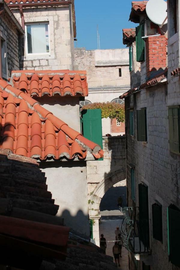 Books&Bells Apartment Split Exterior foto